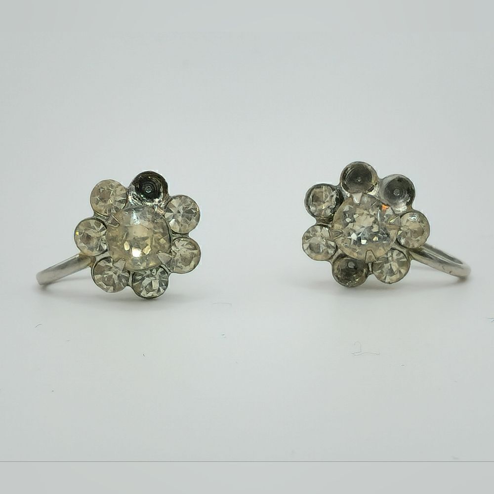 5/$25 Vintage silver crystal flower screwback earrings - Picture 3 of 11